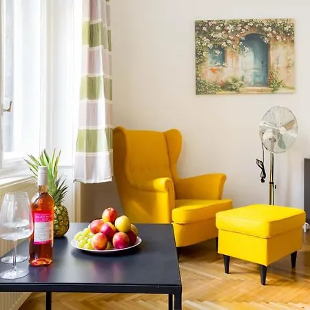 Hidden Gem 1 Bedroom Next To Opera * 부다페스트