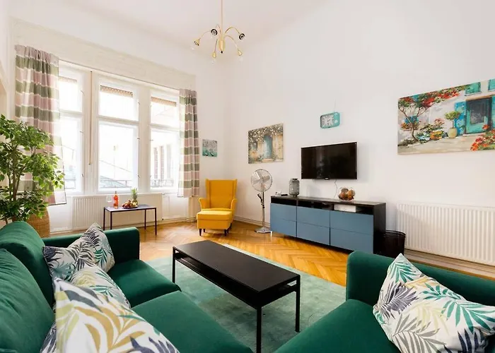 Hidden Gem 1 Bedroom Next To Opera Budapest