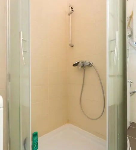 Hidden Gem 1 Bedroom Next To Opera Budapest
