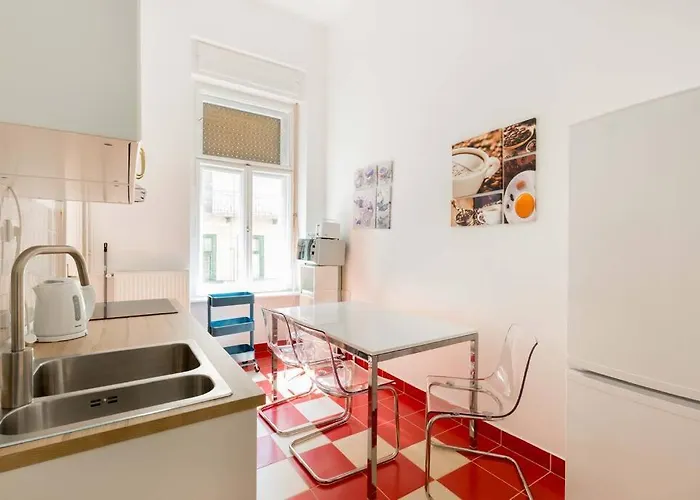 Apartamento Hidden Gem 1 Bedroom Next To Opera Budapest